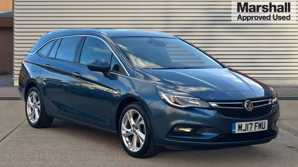 Main listing image - Vauxhall Astra Sports Tourer