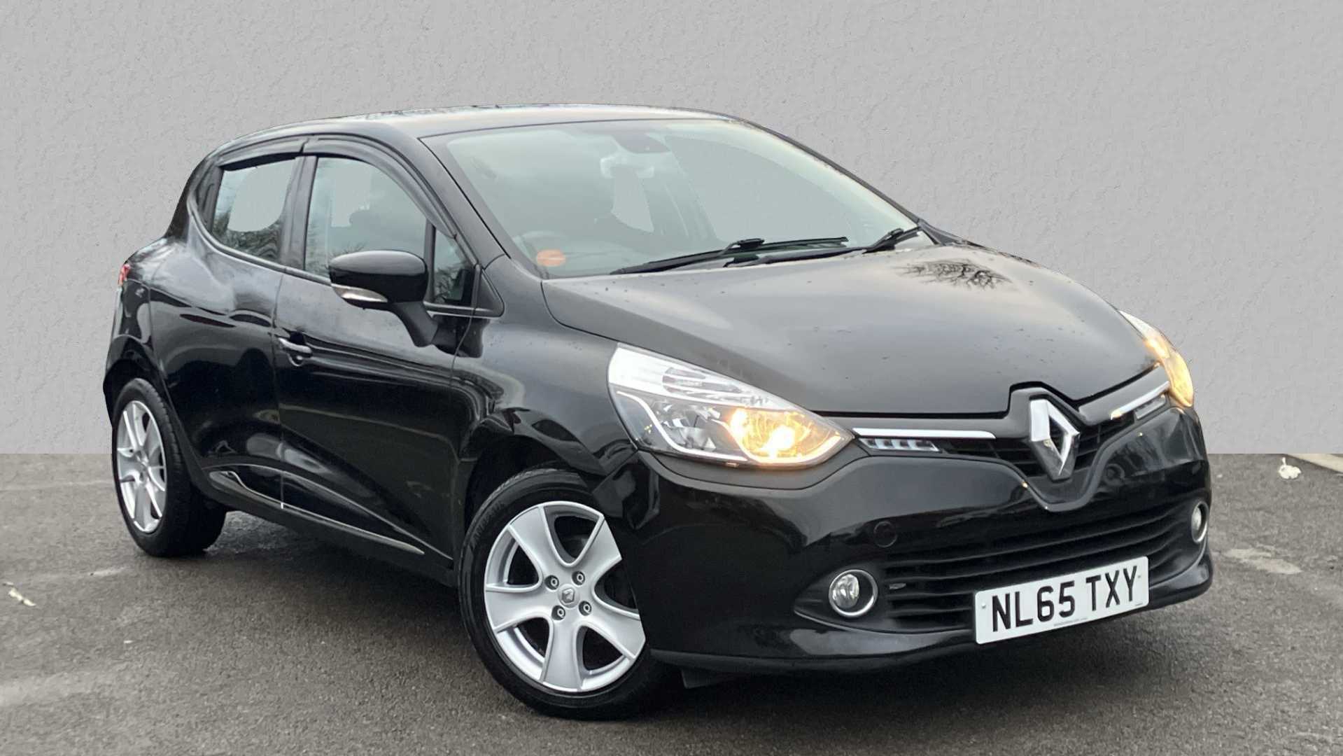 Main listing image - Renault Clio