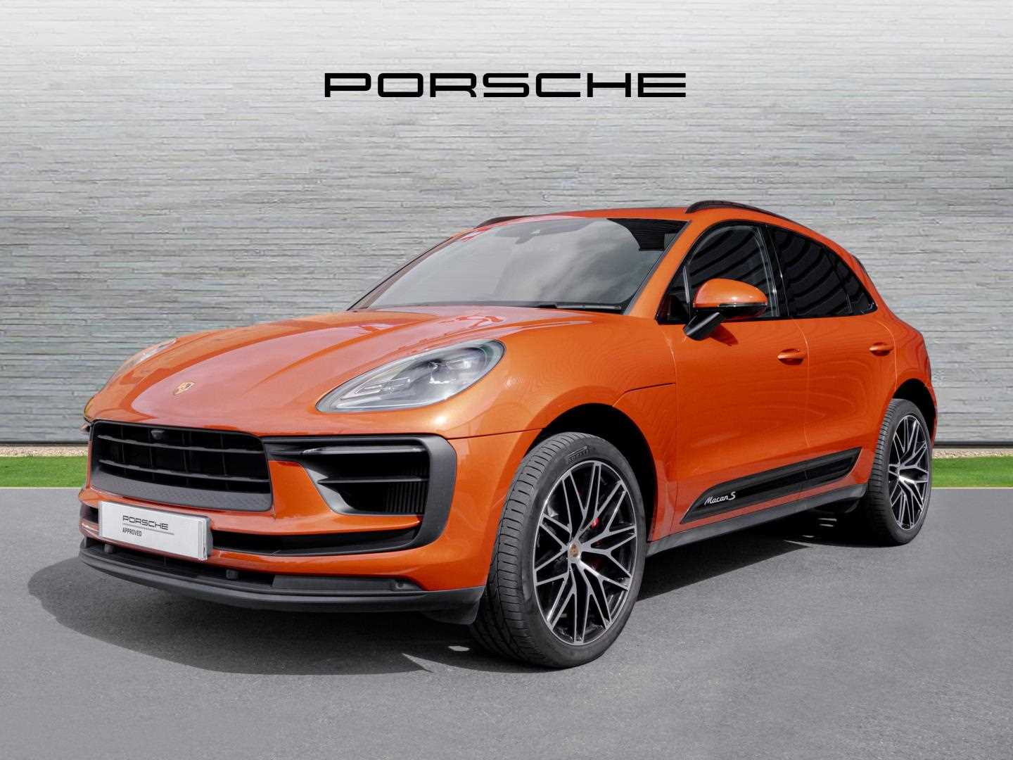 Main listing image - Porsche Macan