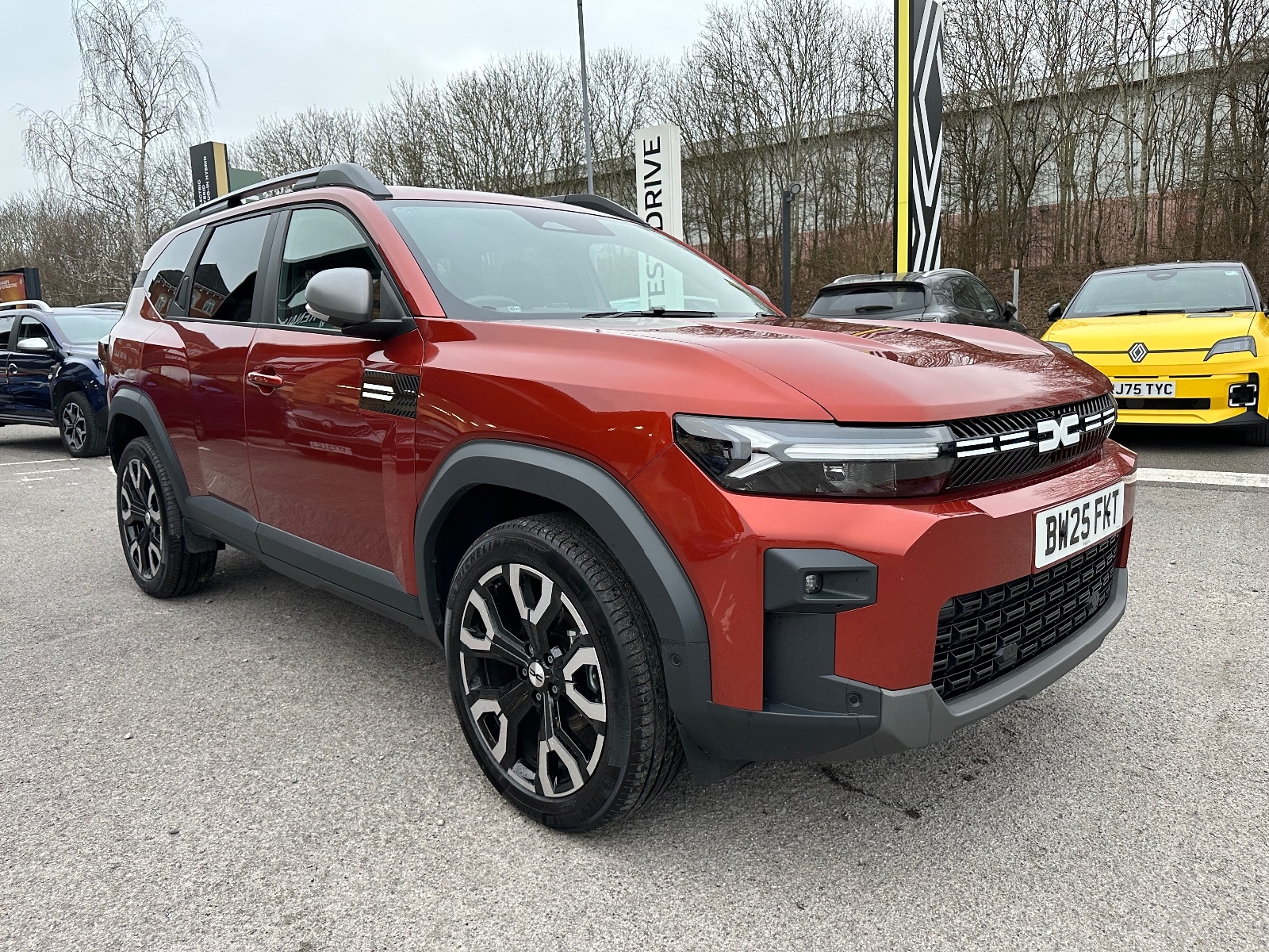 Main listing image - Dacia Journey