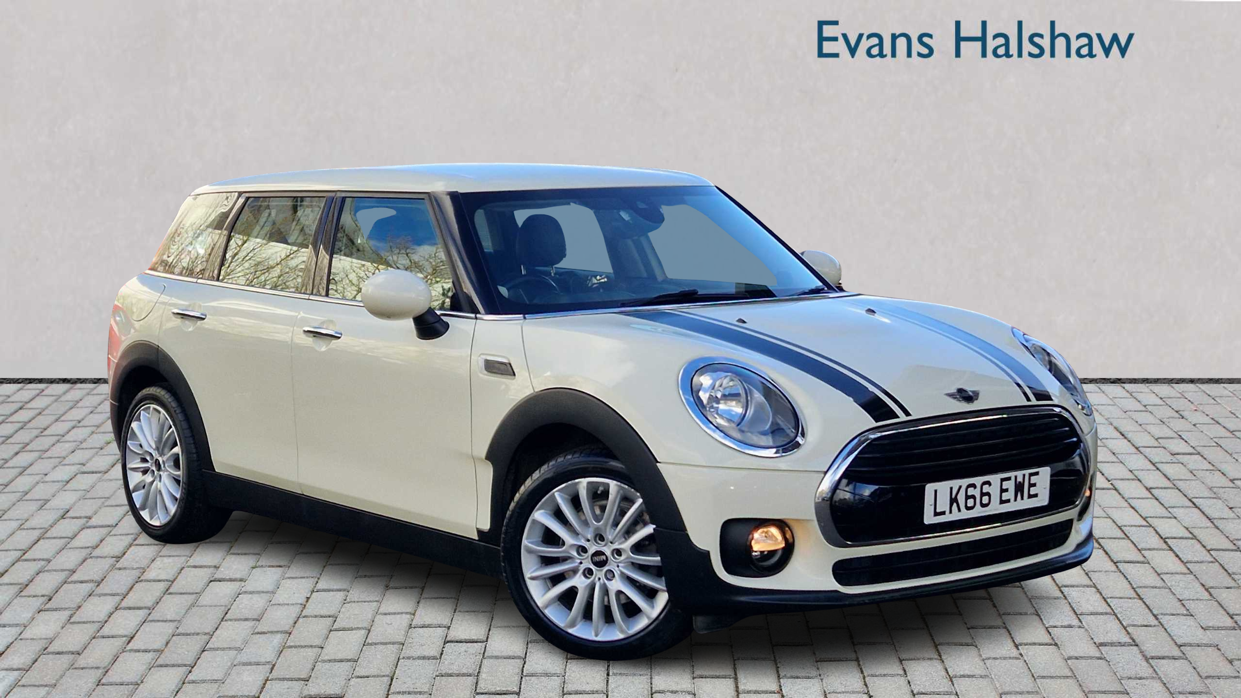 Main listing image - MINI Clubman