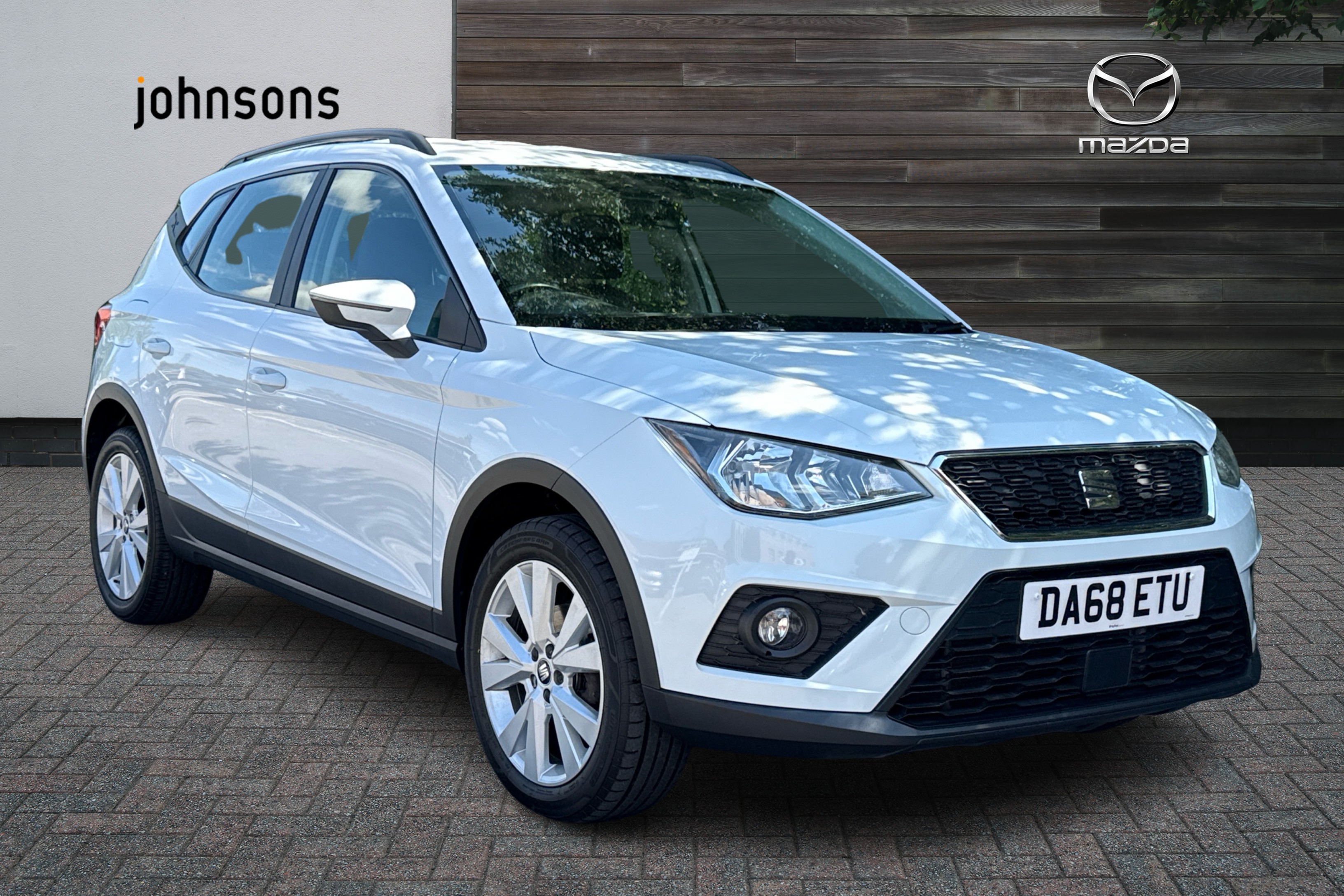 Main listing image - SEAT Arona