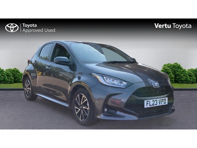 Main listing image - Toyota Yaris