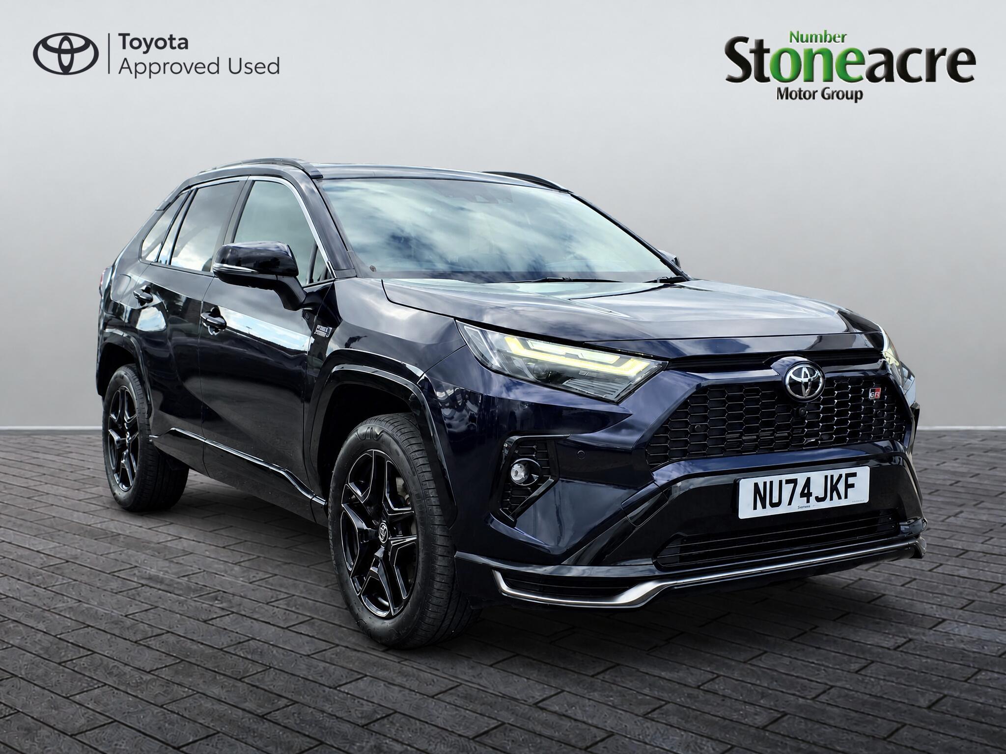 Main listing image - Toyota RAV4