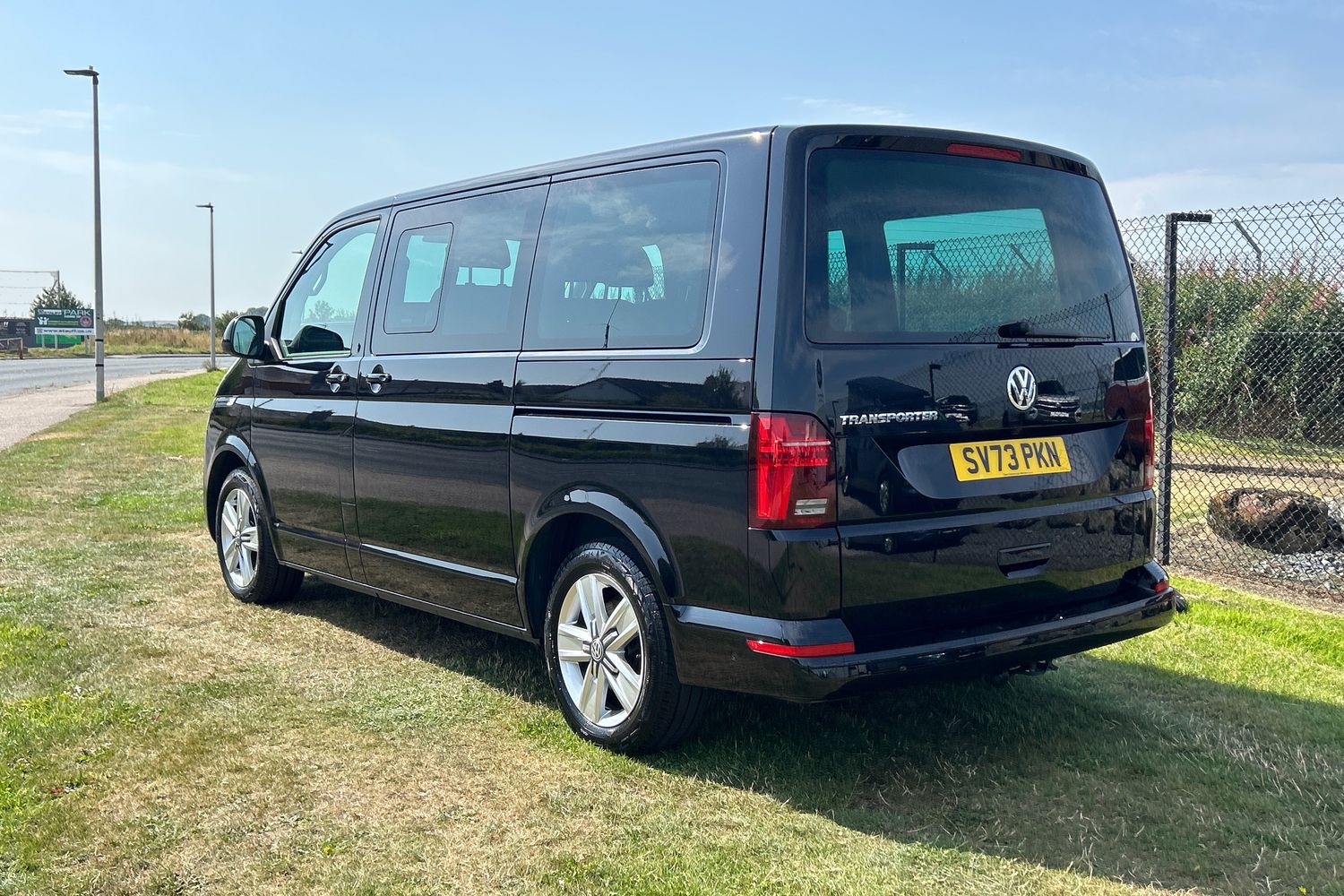 Main listing image - Volkswagen Transporter