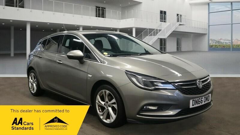 Main listing image - Vauxhall Astra