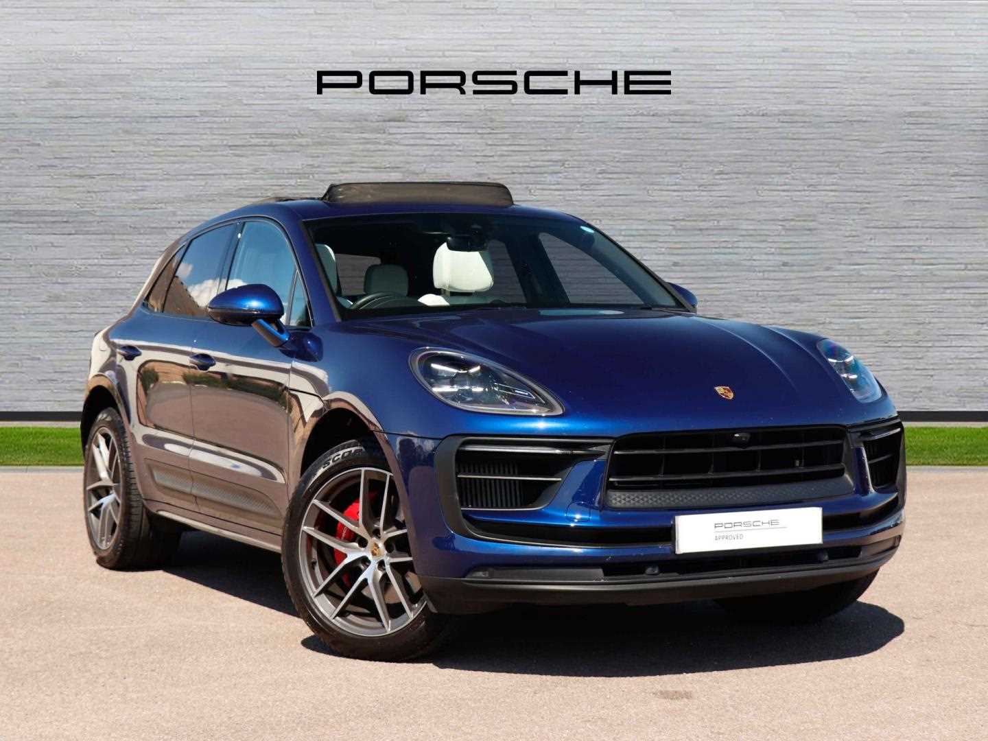 Main listing image - Porsche Macan