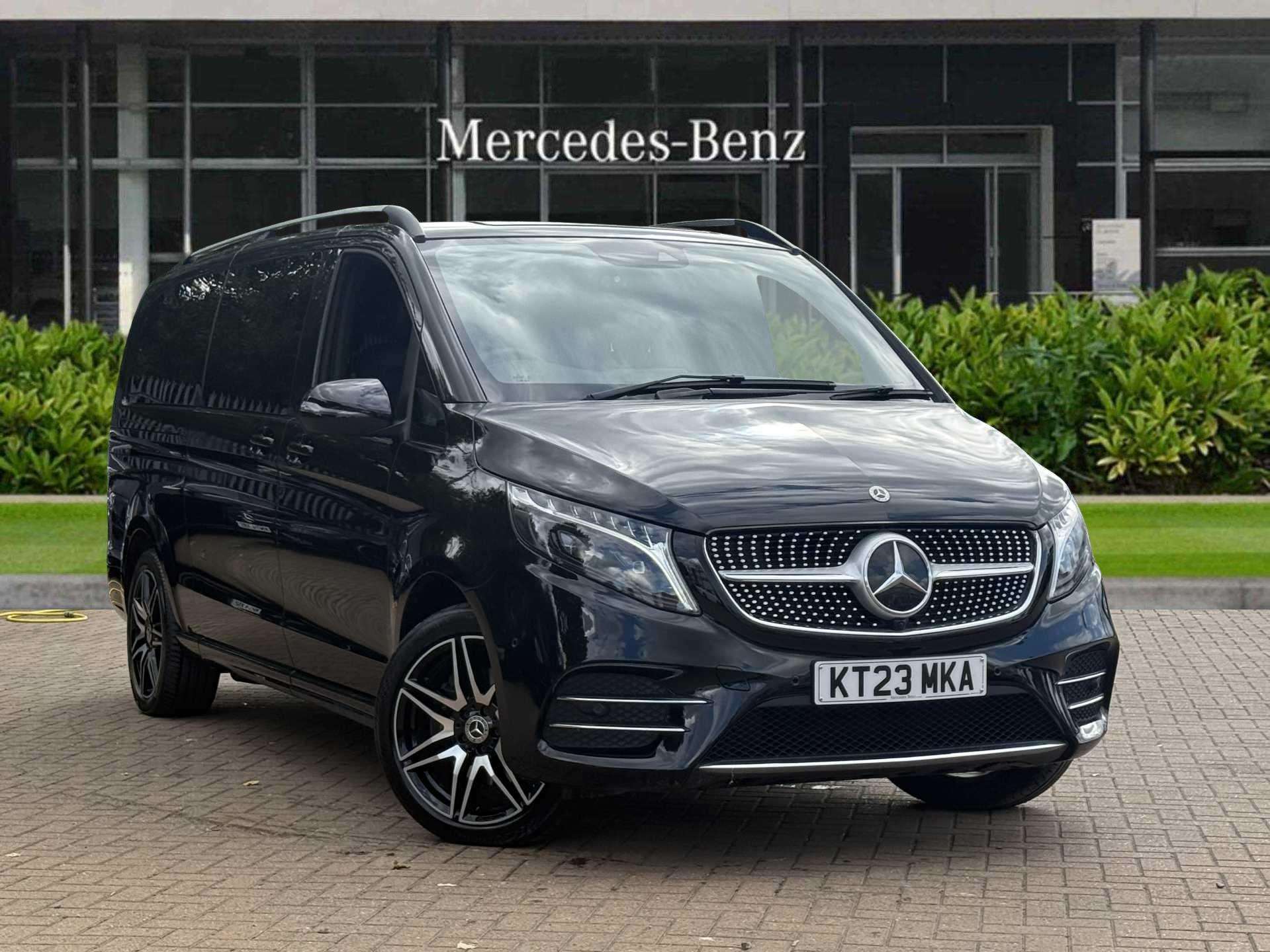 Main listing image - Mercedes-Benz V-Class