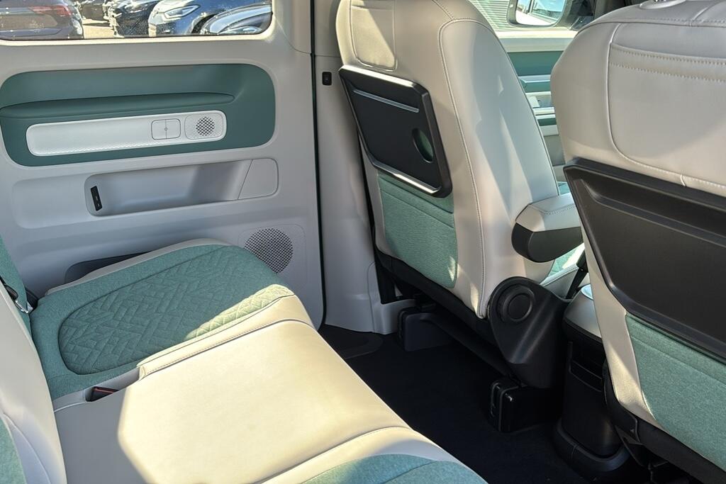 Main listing image - Volkswagen ID.Buzz