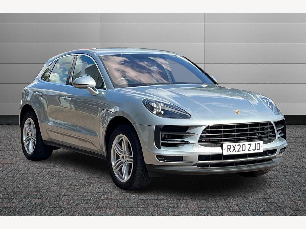 Main listing image - Porsche Macan