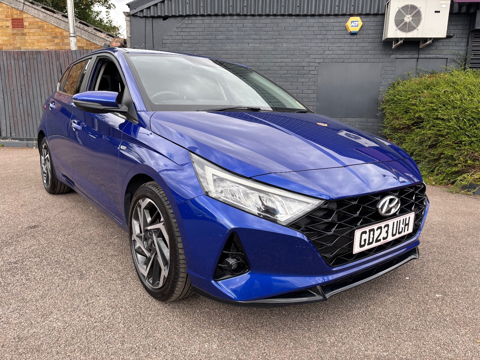 Main listing image - Hyundai i20