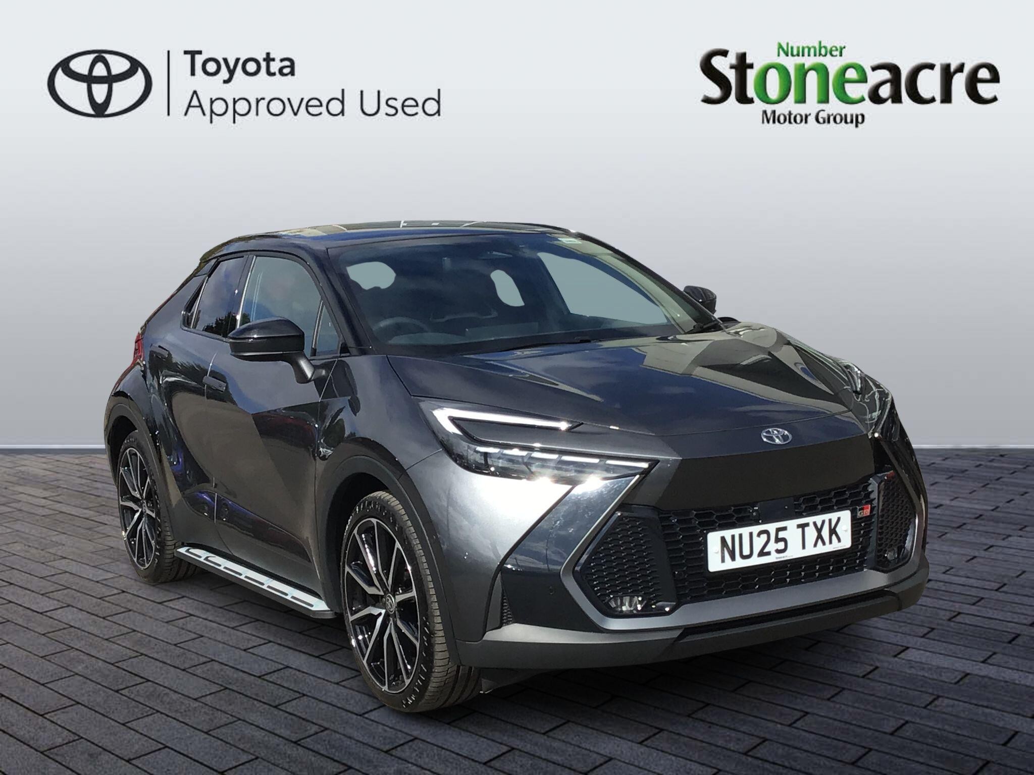Main listing image - Toyota C-HR