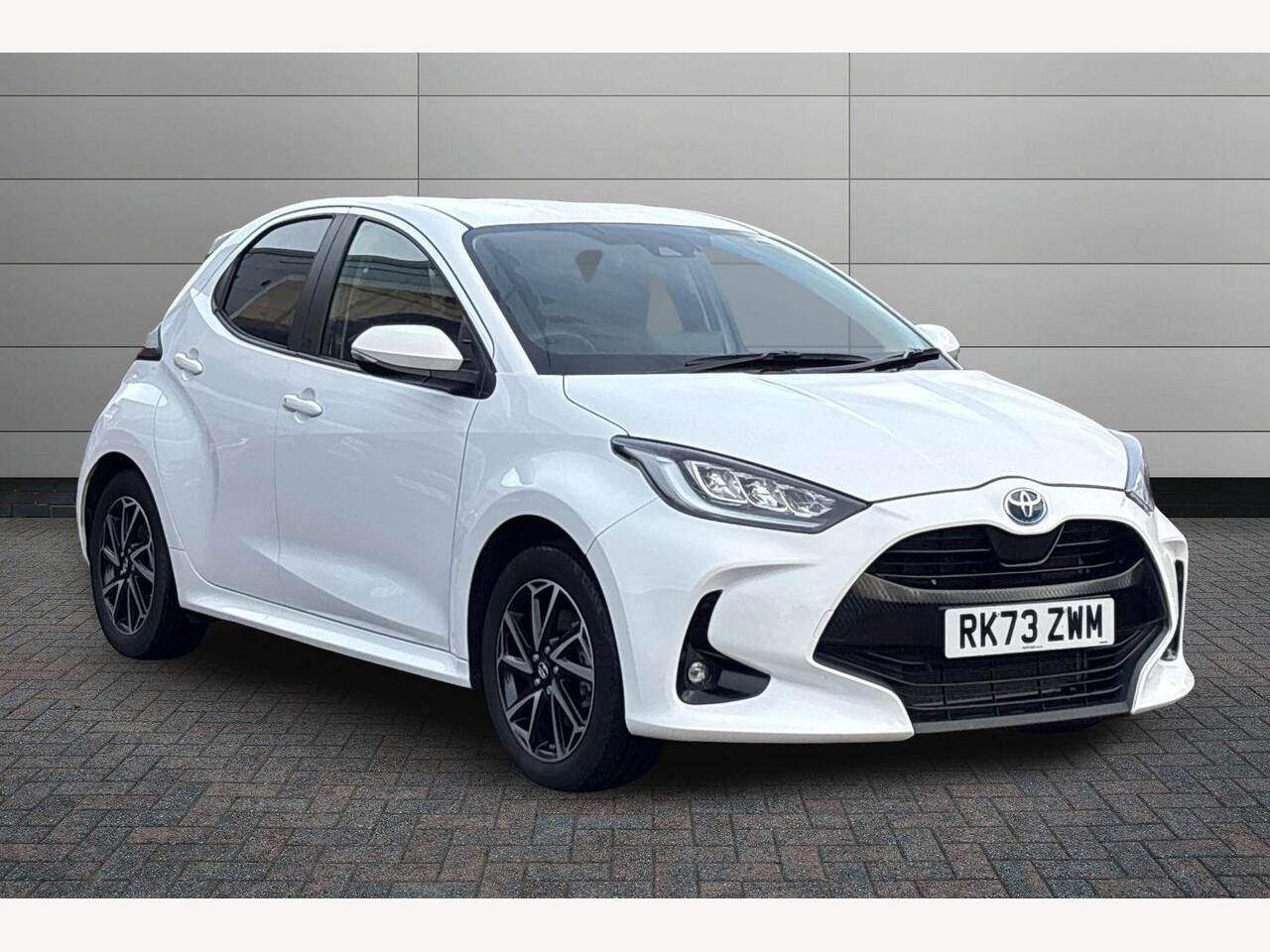 Main listing image - Toyota Yaris