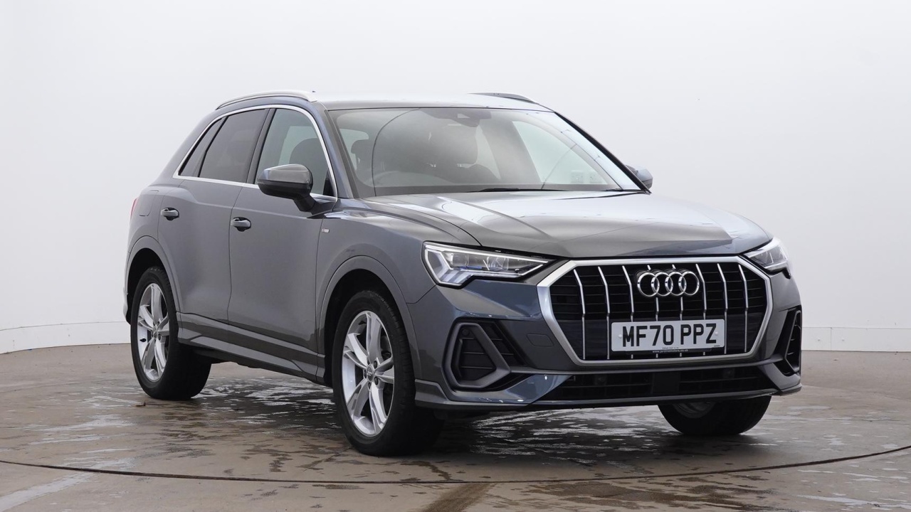 Main listing image - Audi Q3