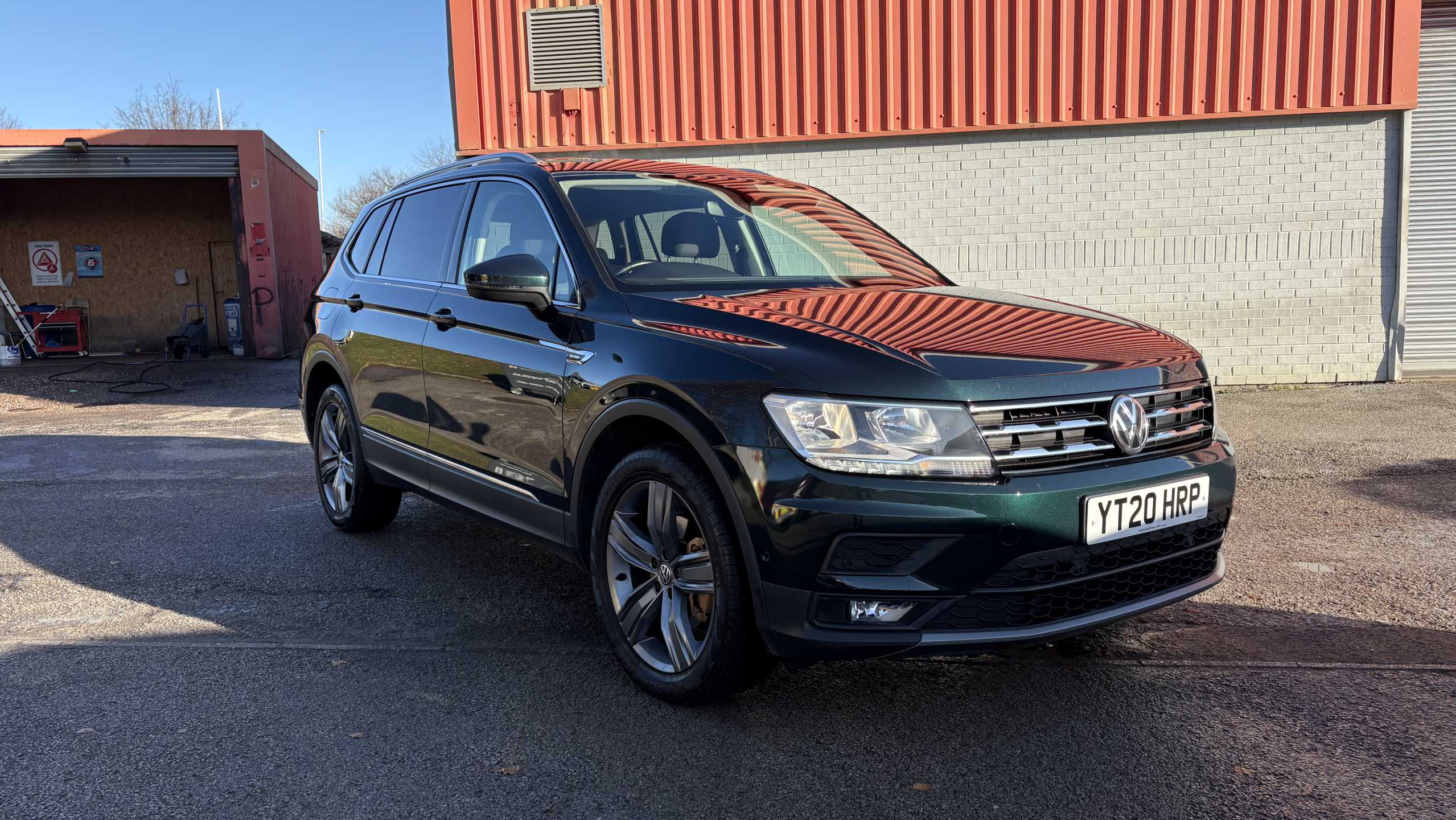 Main listing image - Volkswagen Tiguan Allspace