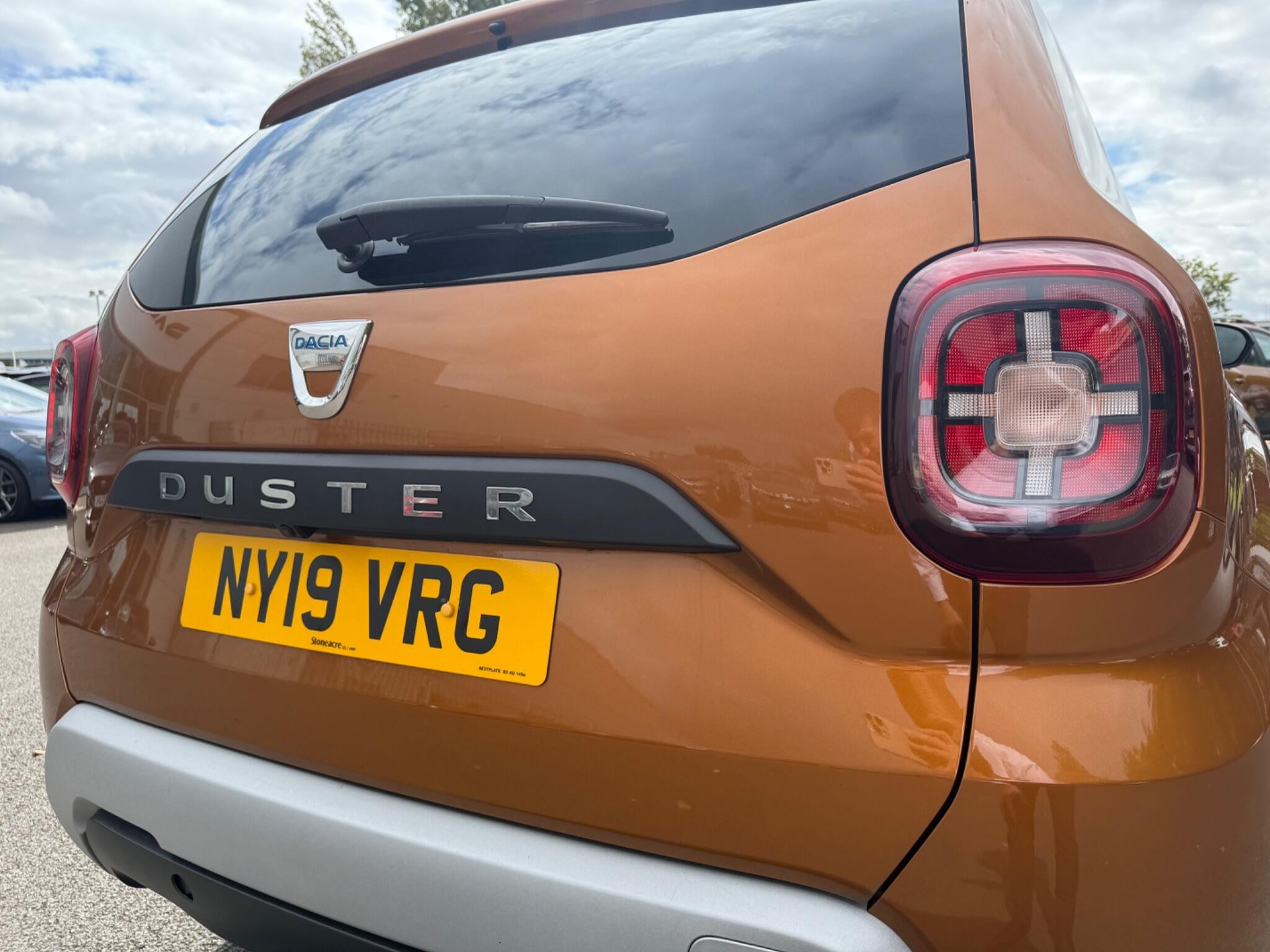 Main listing image - Dacia Duster