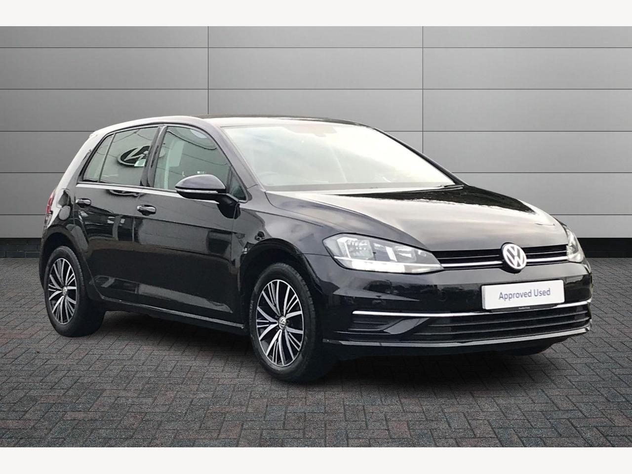 Main listing image - Volkswagen Golf