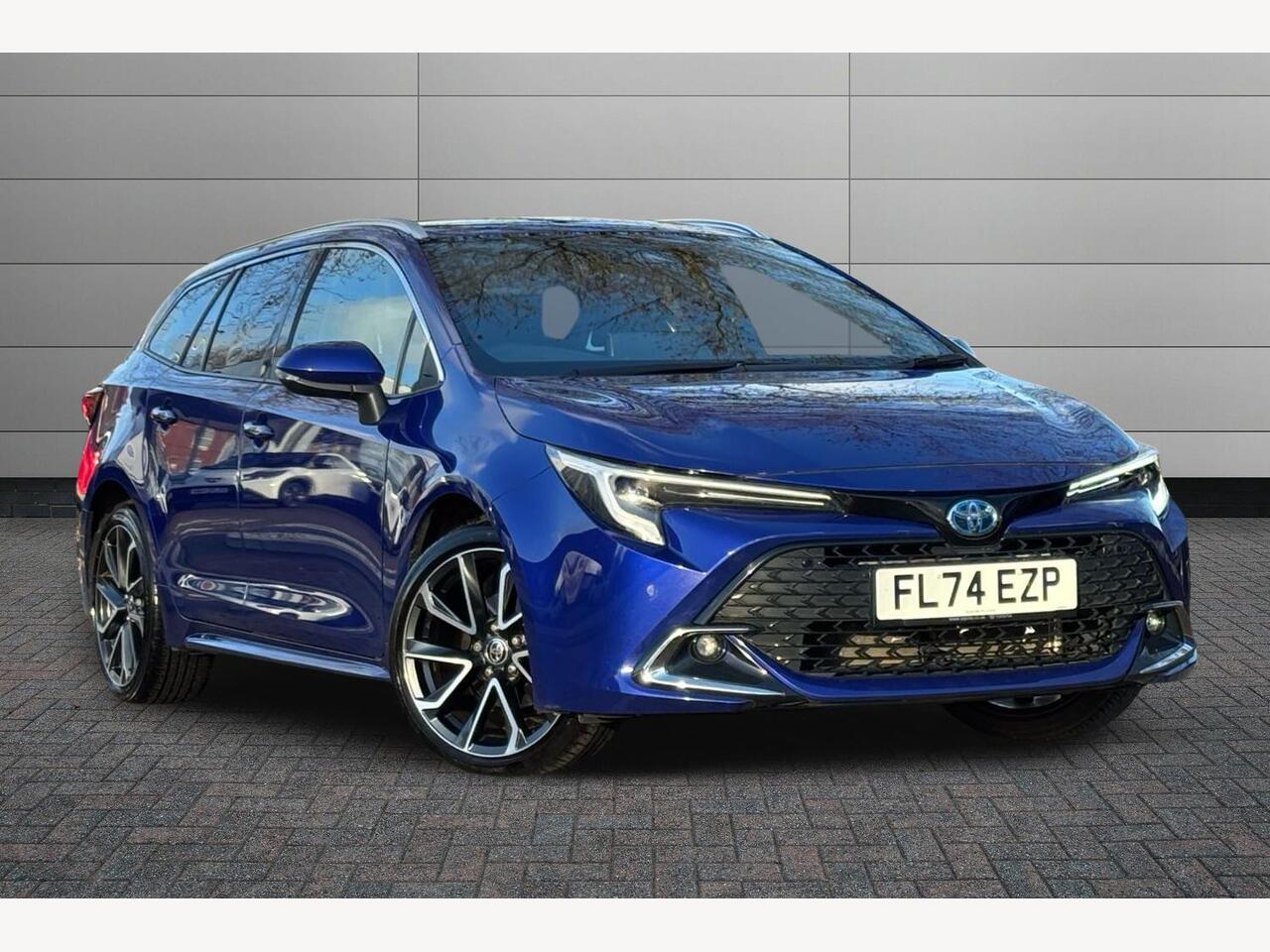 Main listing image - Toyota Corolla Touring Sport