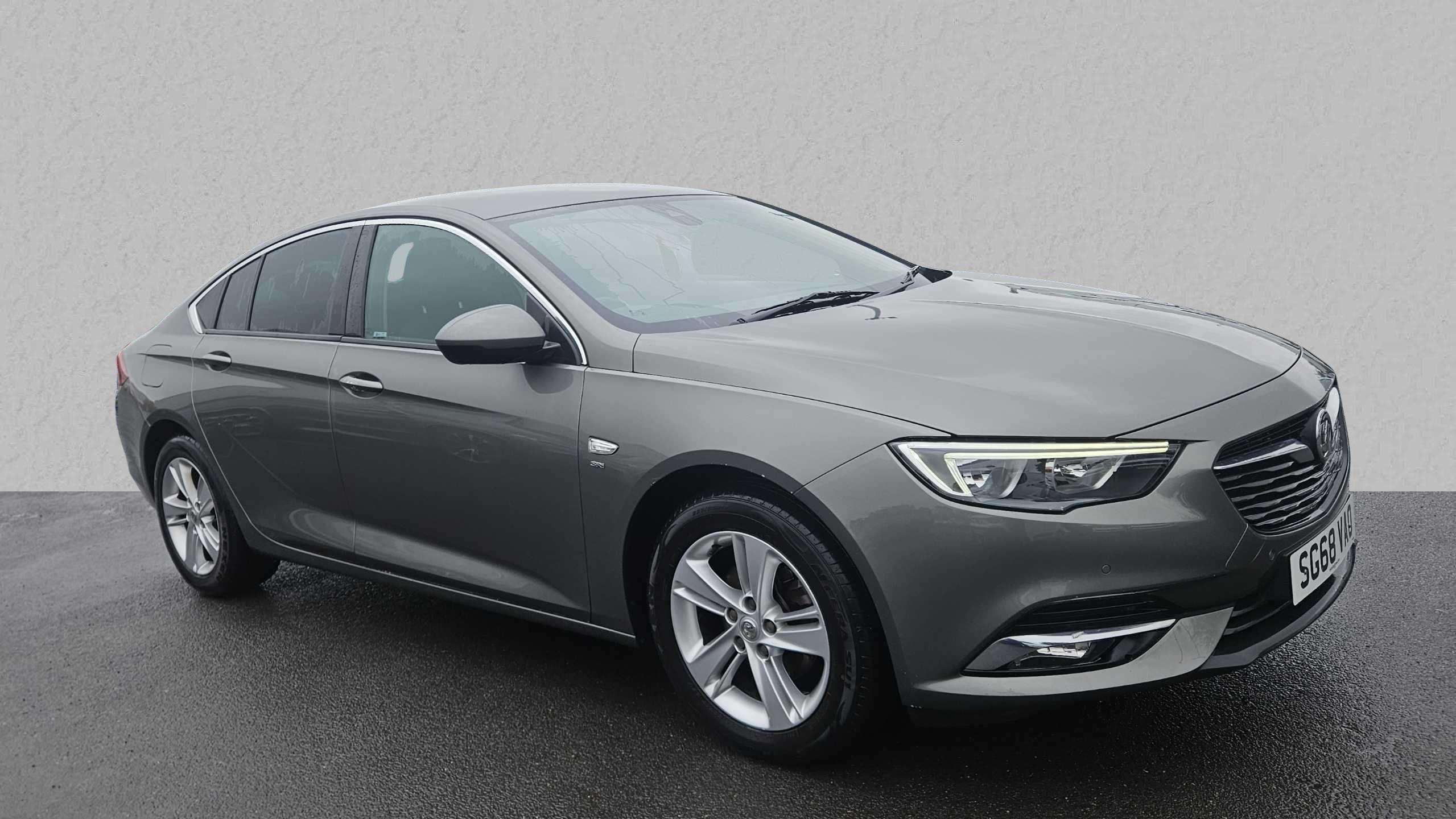 Main listing image - Vauxhall Insignia