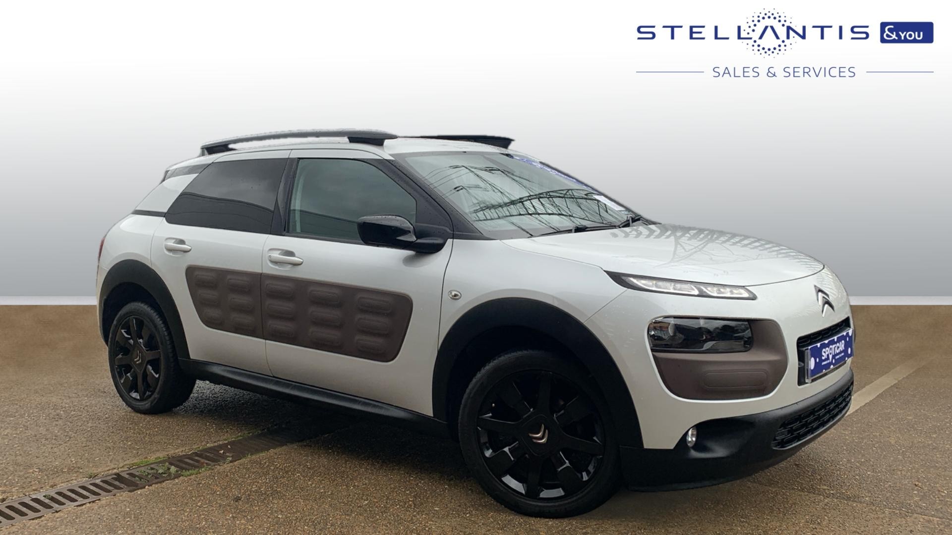 Main listing image - Citroen C4 Cactus