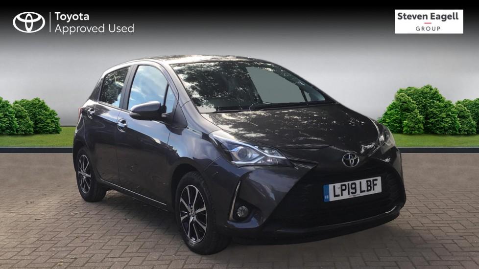 Main listing image - Toyota Yaris