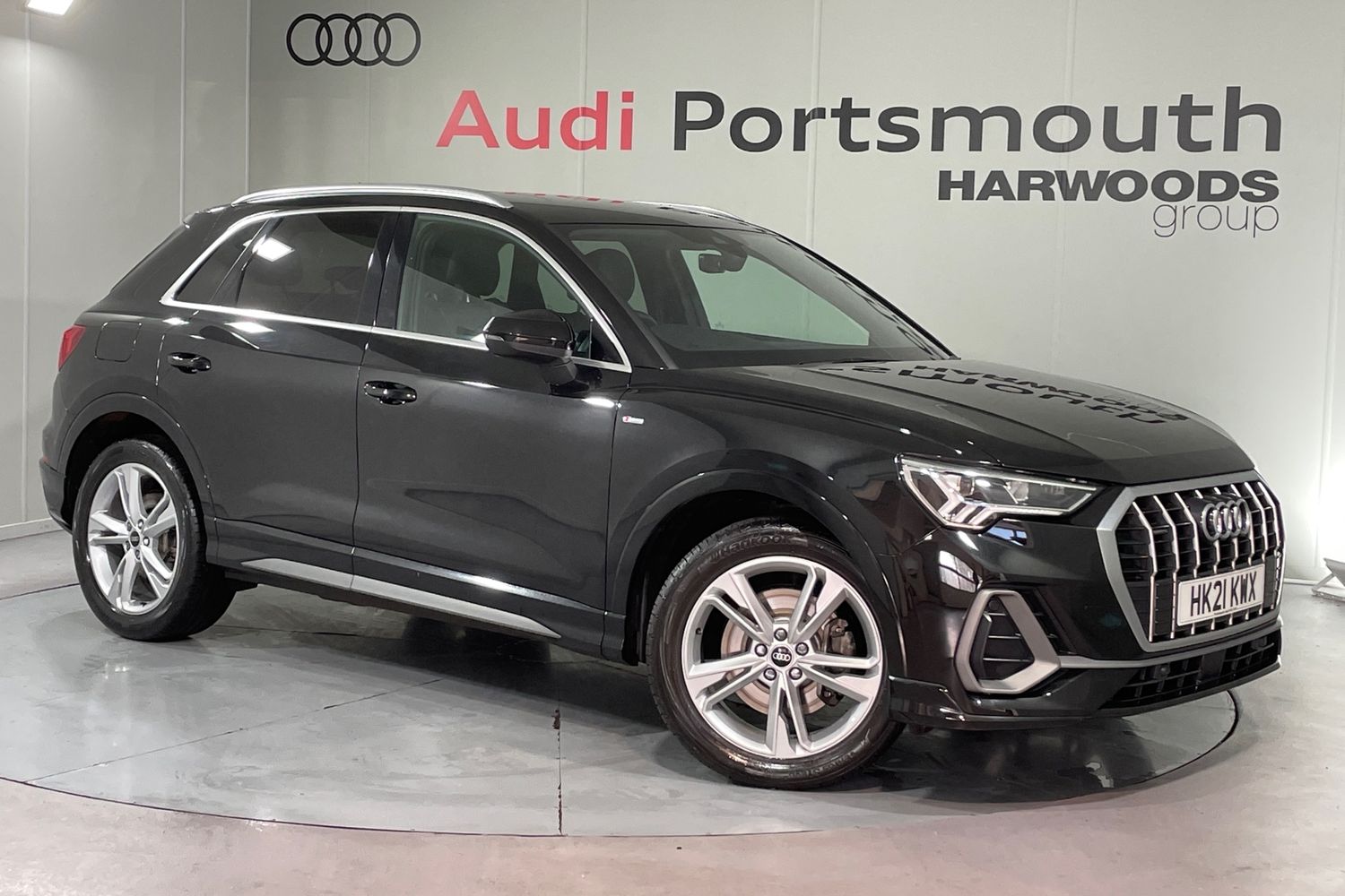 Main listing image - Audi Q3