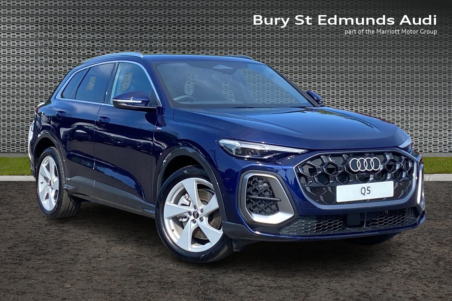 Main listing image - Audi Q5