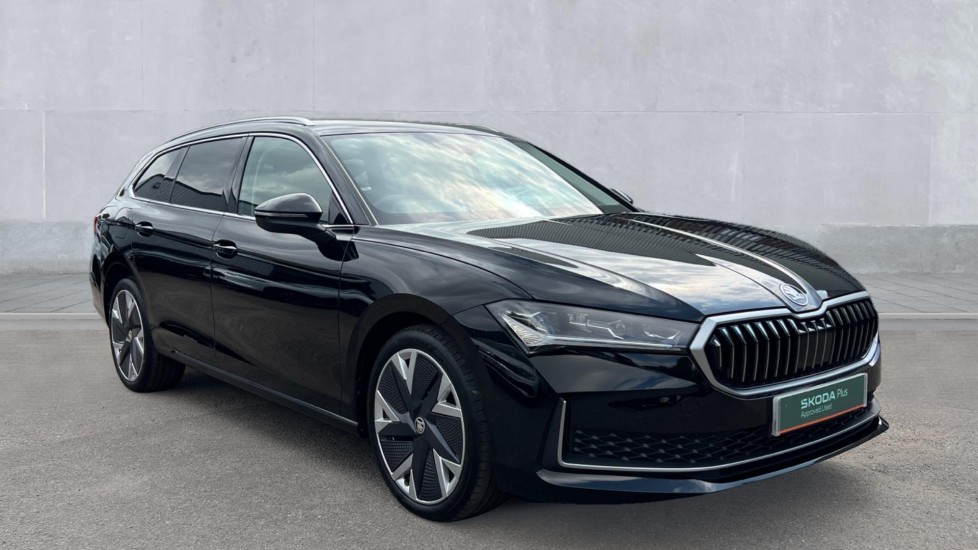 Main listing image - Skoda Superb Estate