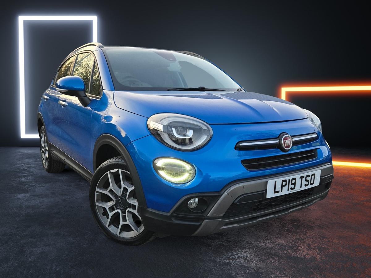 Main listing image - Fiat 500X