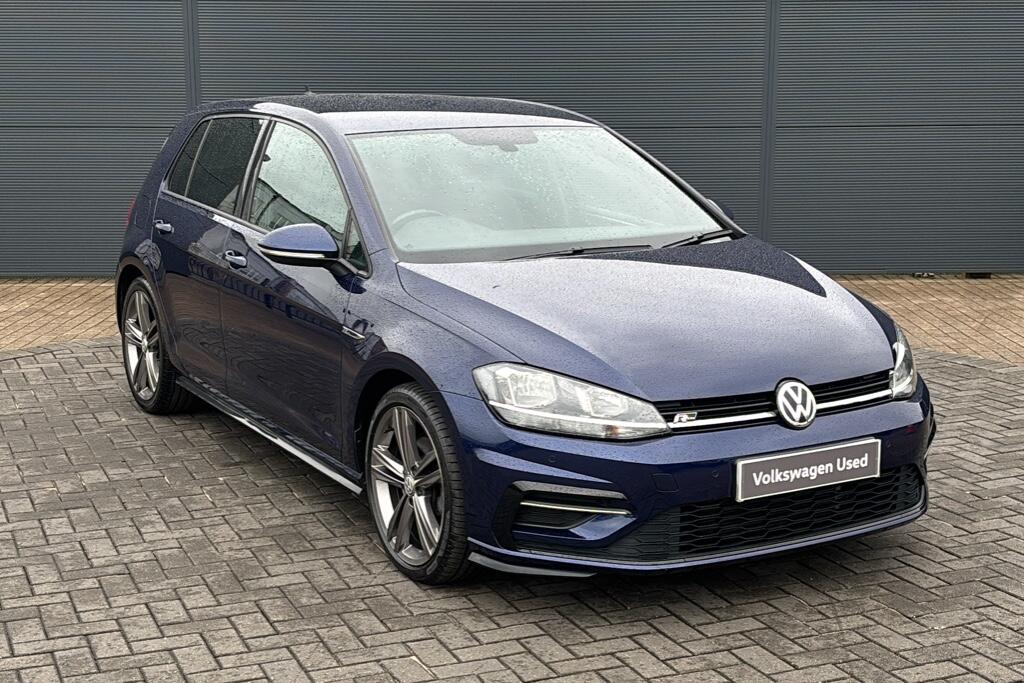 Main listing image - Volkswagen Golf