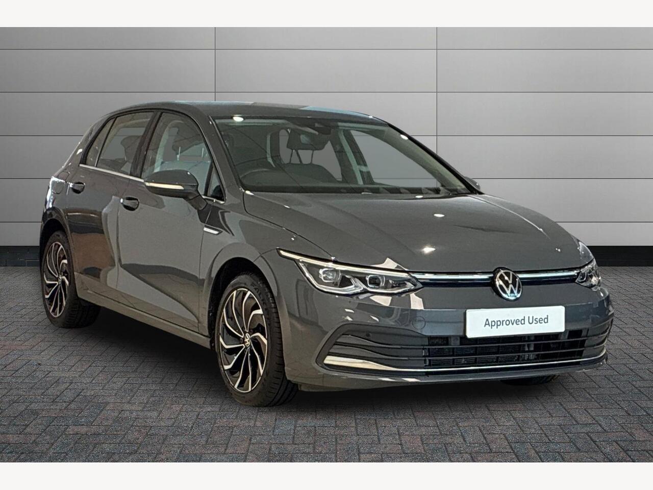 Main listing image - Volkswagen Golf