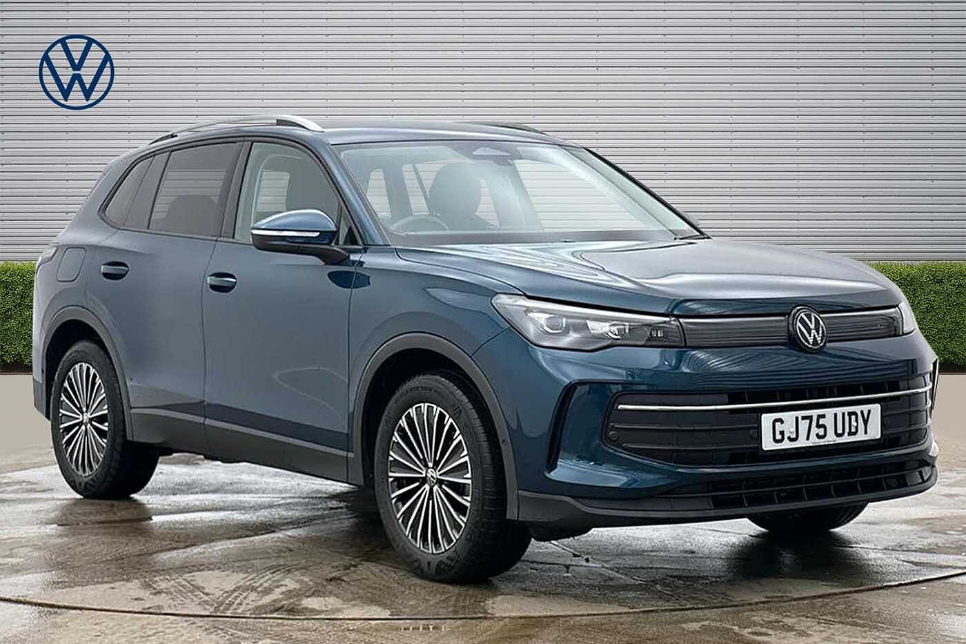 Main listing image - Volkswagen Tiguan