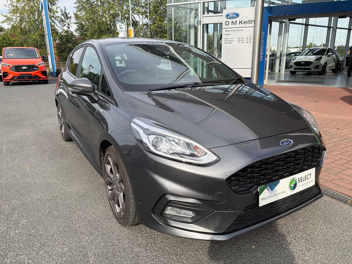 Main listing image - Ford Fiesta