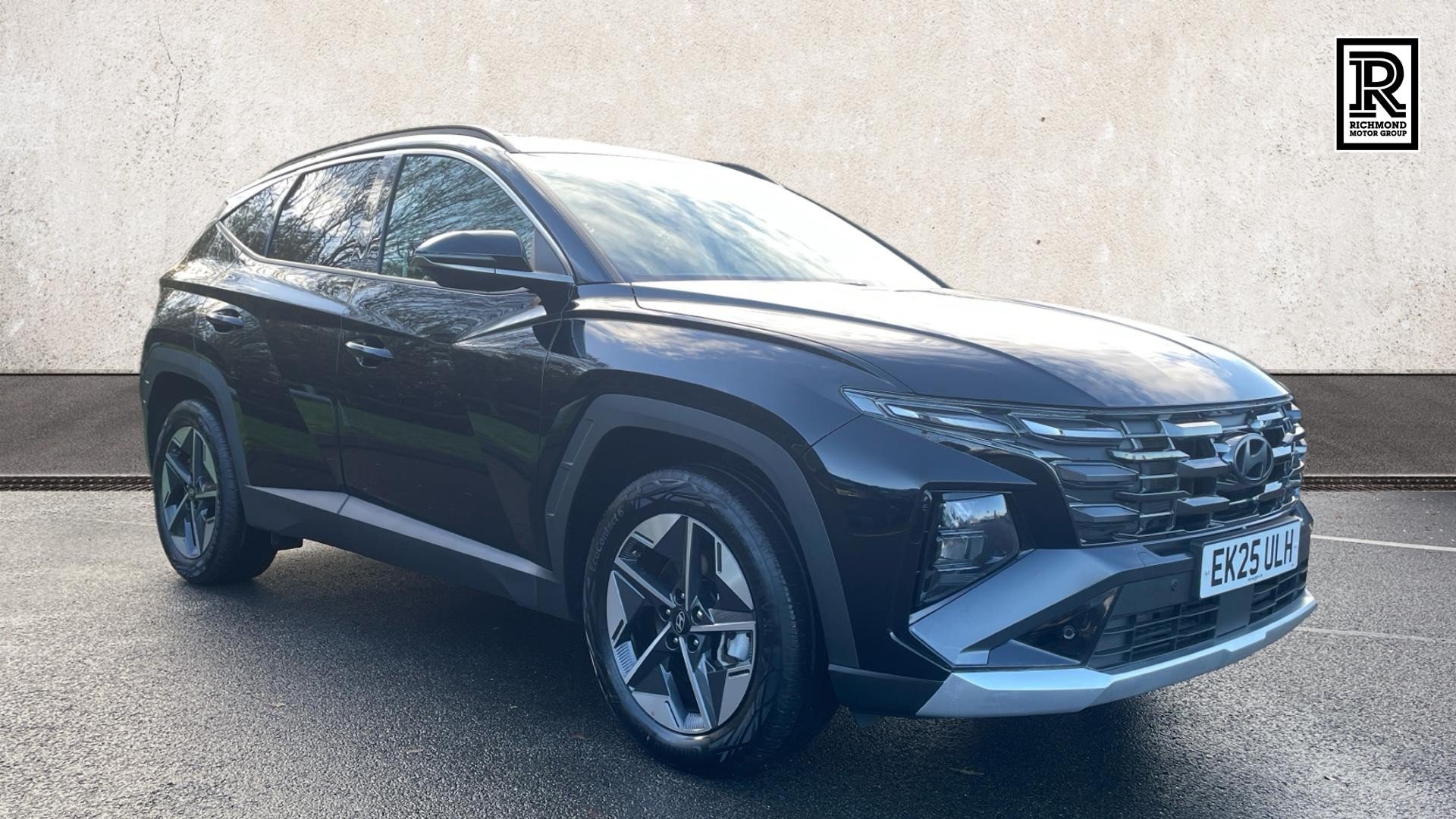 Main listing image - Hyundai Tucson