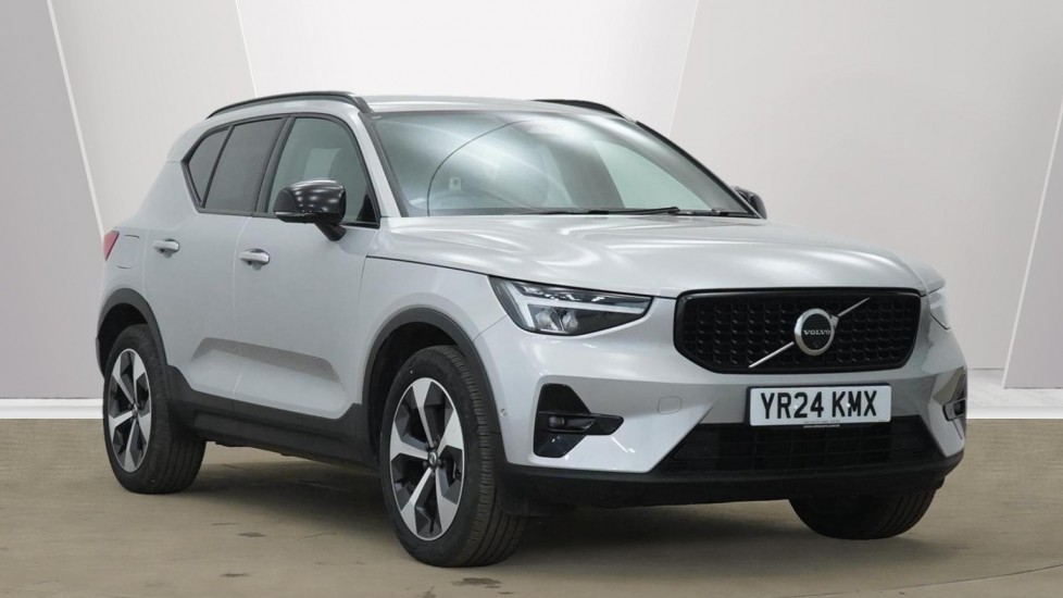 Main listing image - Volvo XC40