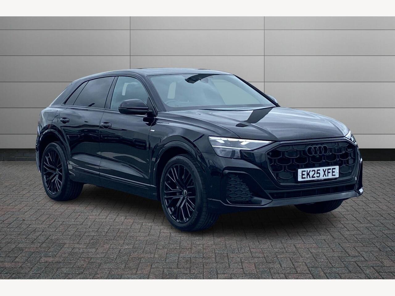 Main listing image - Audi Q8
