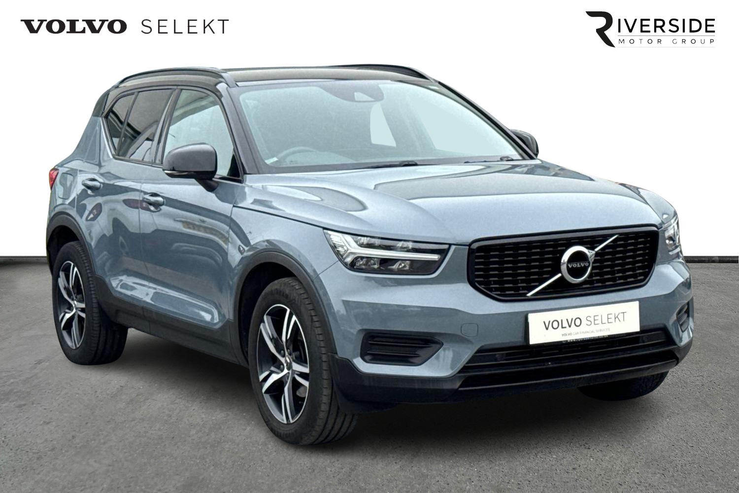 Main listing image - Volvo XC40