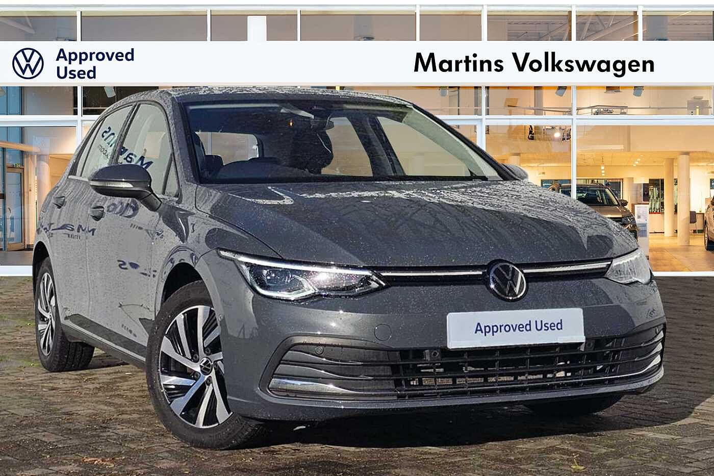 Main listing image - Volkswagen Golf