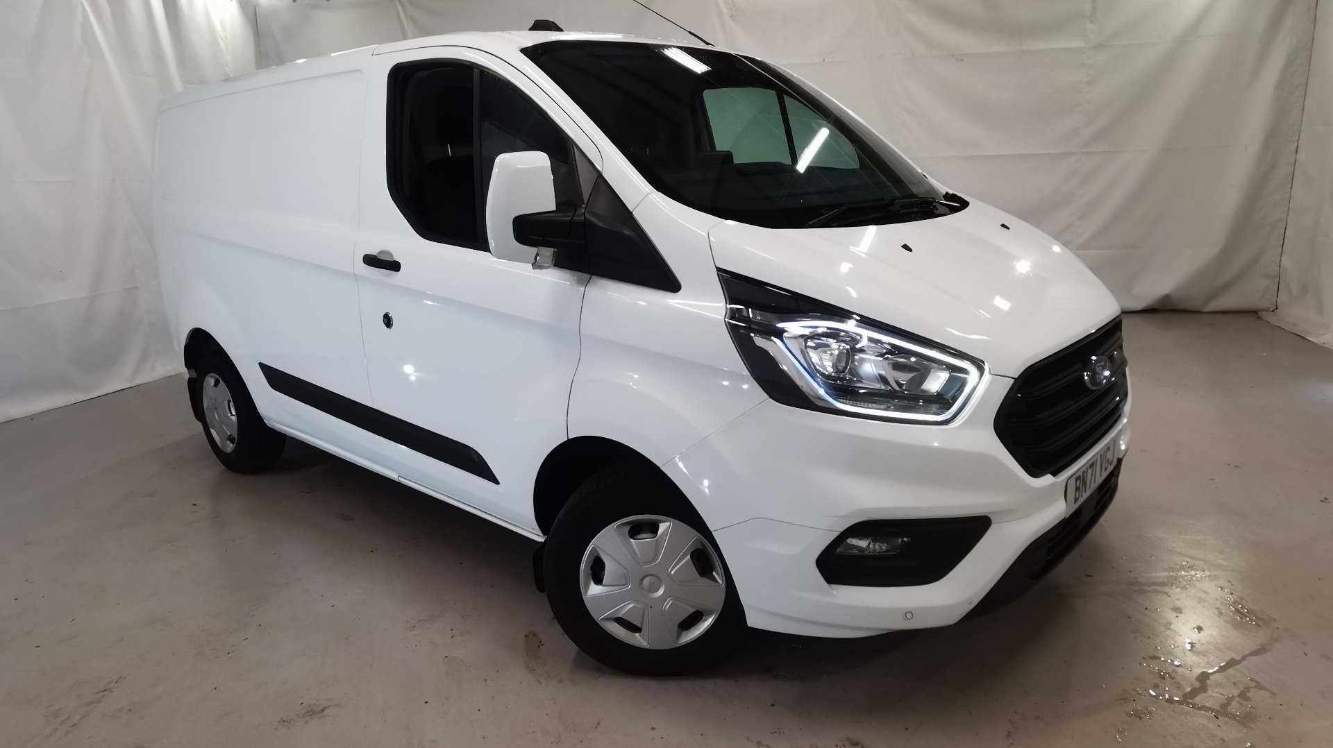 Main listing image - Ford Transit Custom