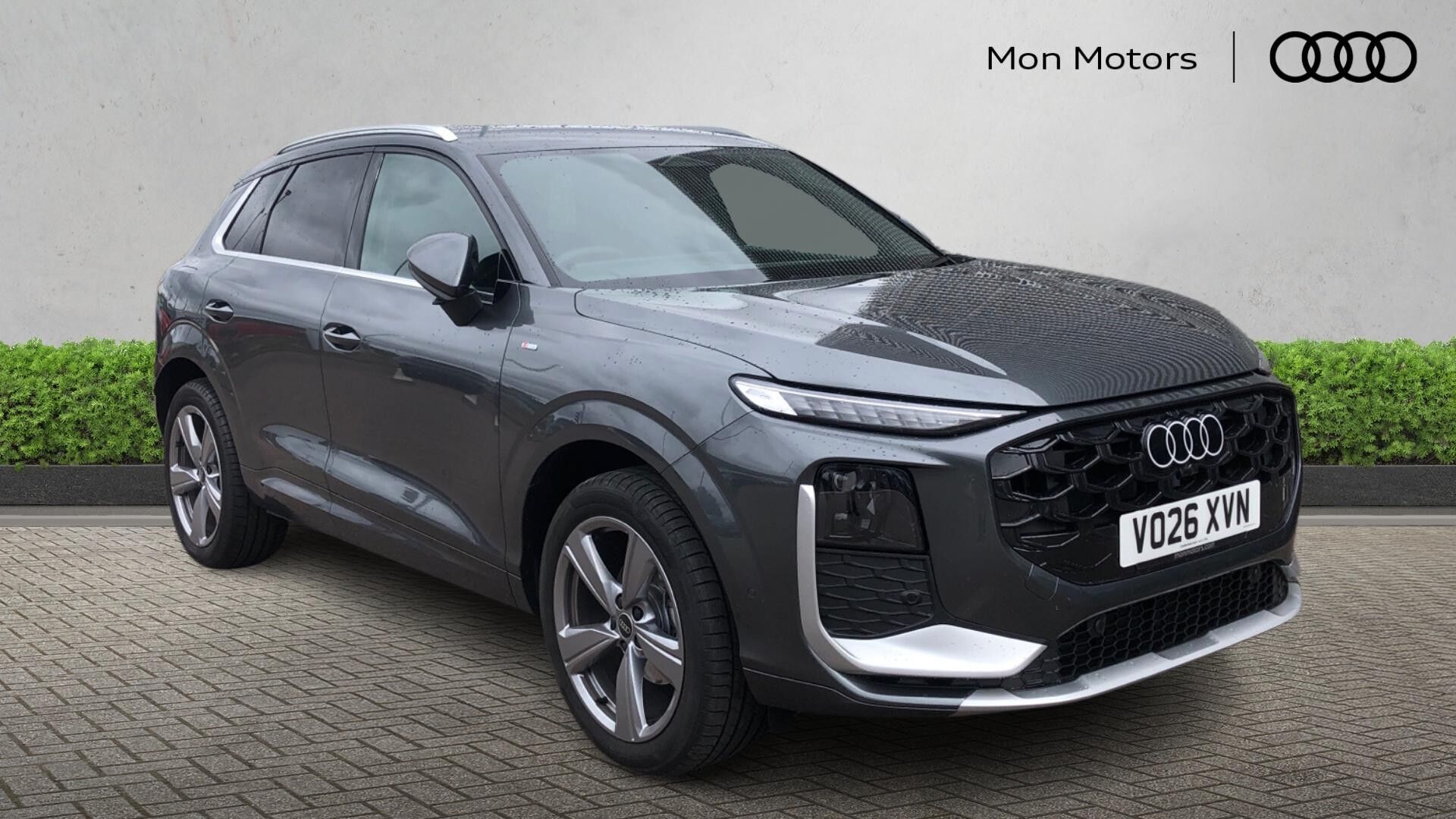 Main listing image - Audi Q3