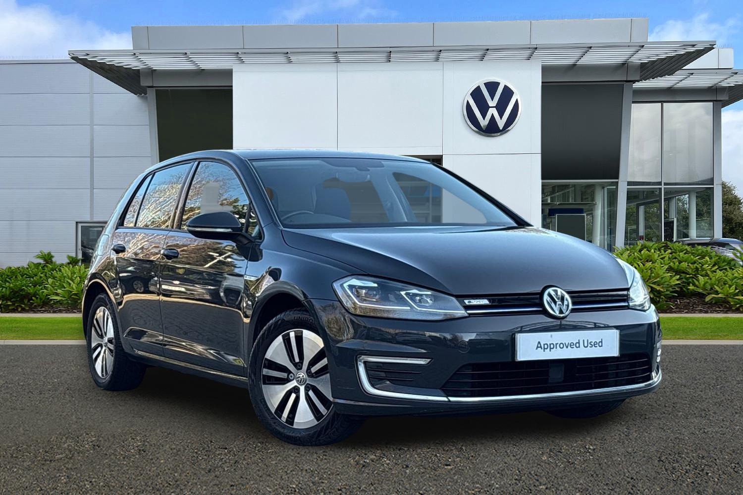Main listing image - Volkswagen e-Golf