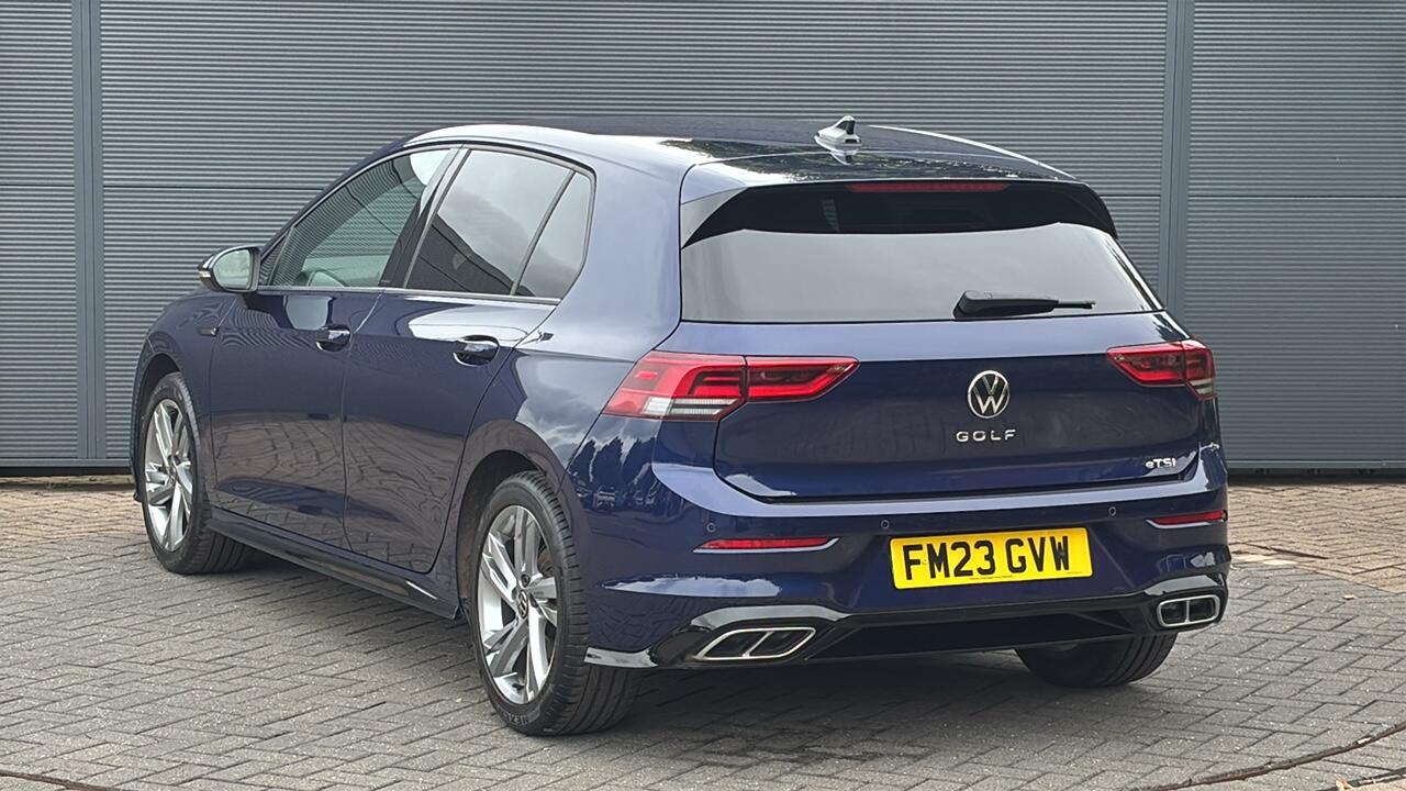 Main listing image - Volkswagen Golf