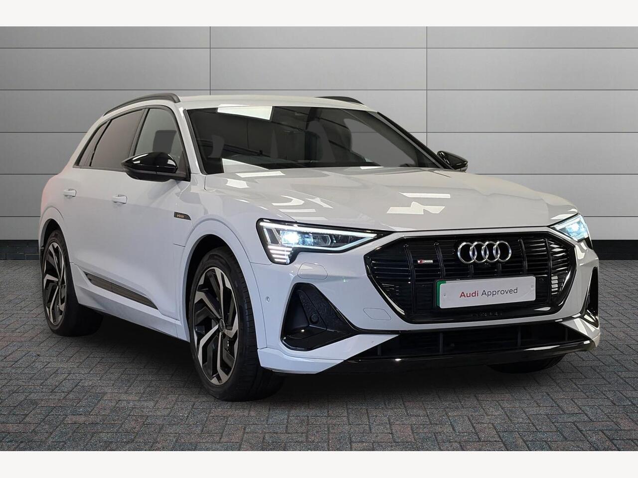 Main listing image - Audi e-tron
