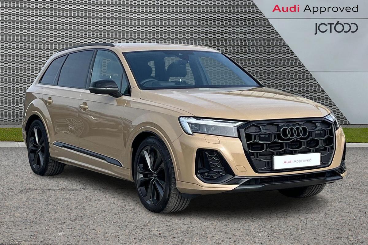 Main listing image - Audi Q7