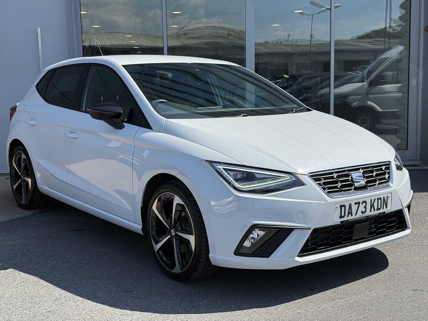 Main listing image - SEAT Ibiza