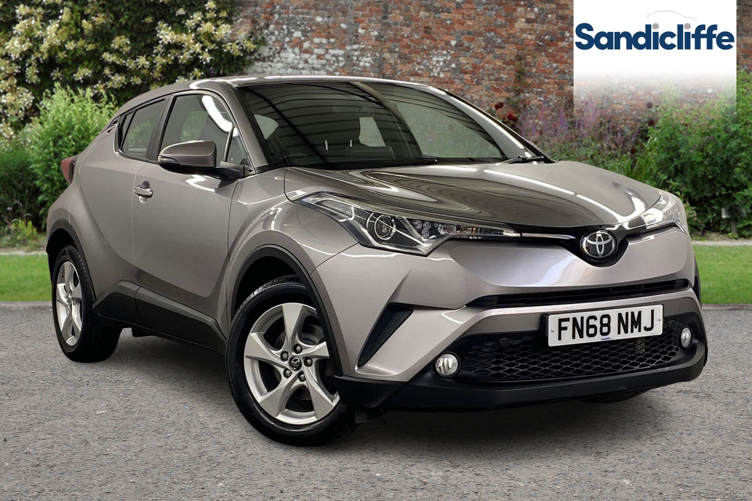 Main listing image - Toyota C-HR