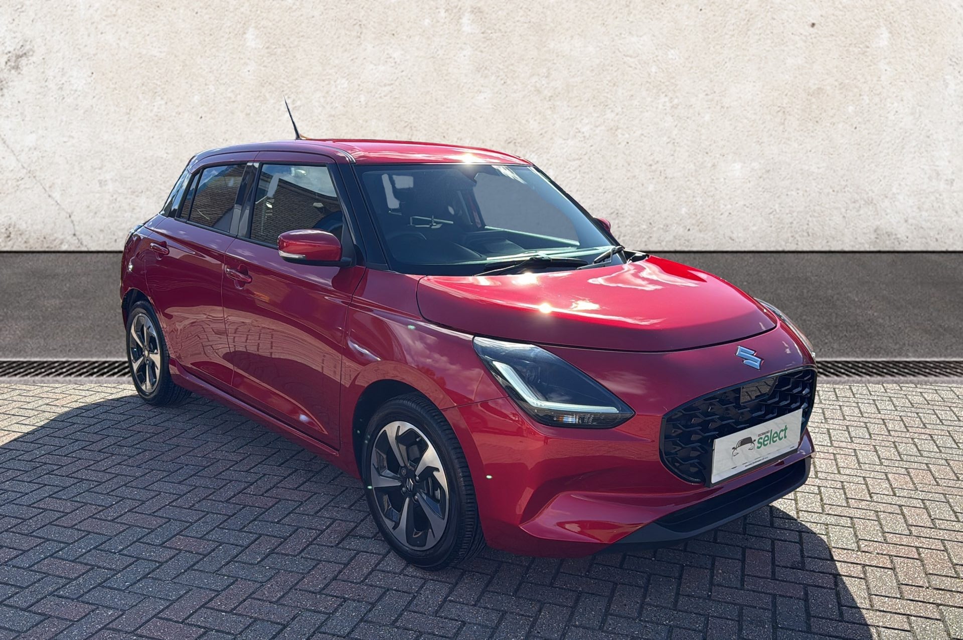 Main listing image - Suzuki Swift