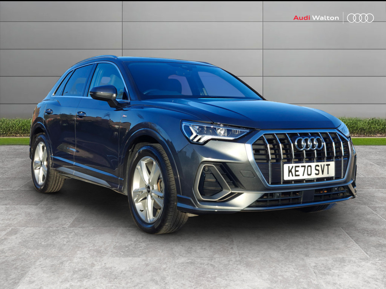 Main listing image - Audi Q3