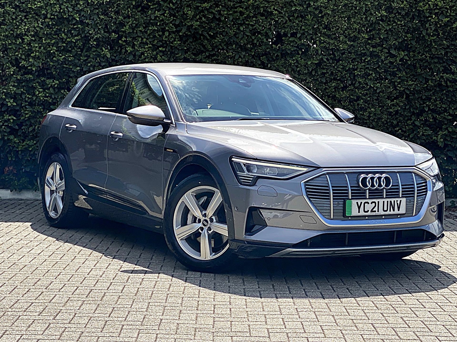 Main listing image - Audi e-tron