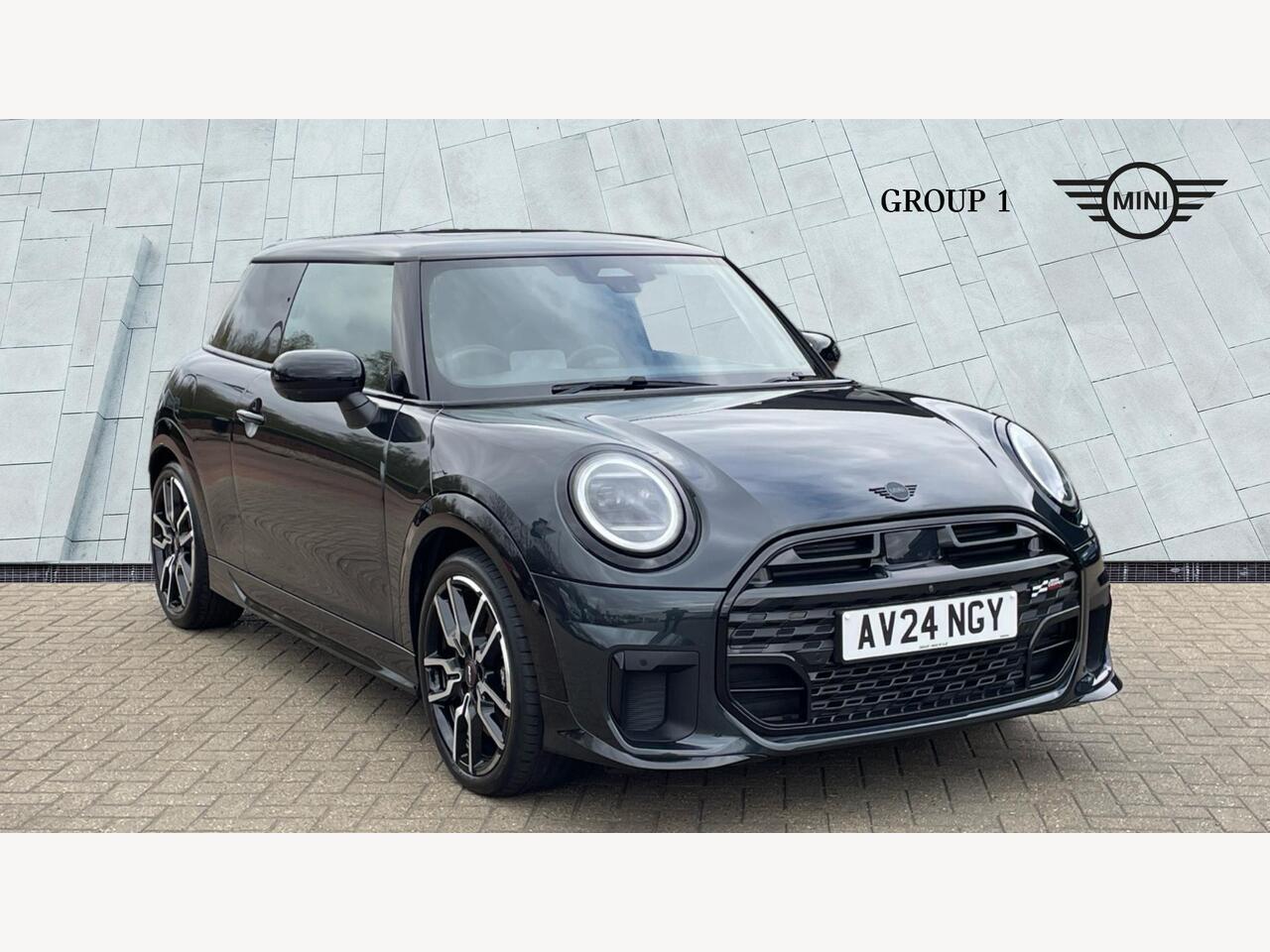 Main listing image - MINI Hatchback